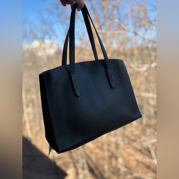 Coach Charlie Carryall Black Pebbled Leather Tote | 25137 | Hangtag | GUC - Picture 15 of 16